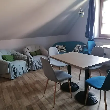 U Kostela, Sedlo Apt 1-4os, Apt 2-5 Os Apartman Číměř