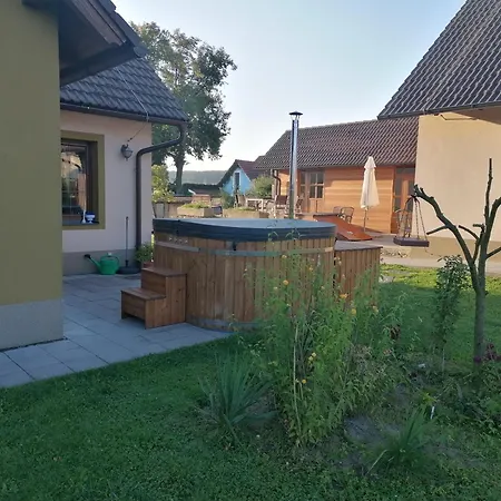 Apartman U Kostela, Sedlo Apt 1-4os, Apt 2-5 Os Číměř